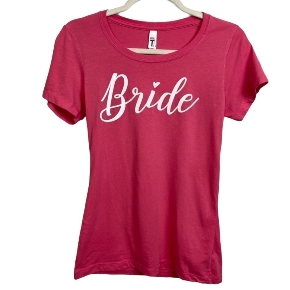 𝅺bride T-shirt Next Level Ideal T